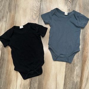 COLORED ORGANICS baby boy onesies. Baby clothing. Organic clothes for baby